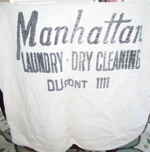 Vintage Manhattan Laundry Bag - Dupont 1111.